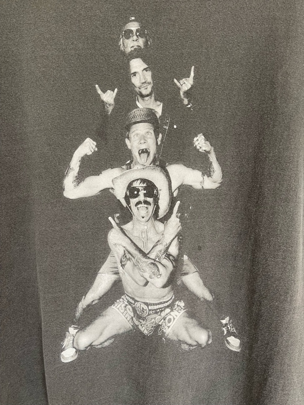 Red Hot Chili Peppers 2022 Unlimited Love World Tour Black Graphic Tee, Large - Picture 2 of 11